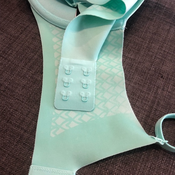 VS lightly lined Demi bra 34D full coverage - Picture 5 of 6